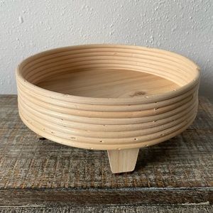 Decorative wooden Tray with legs